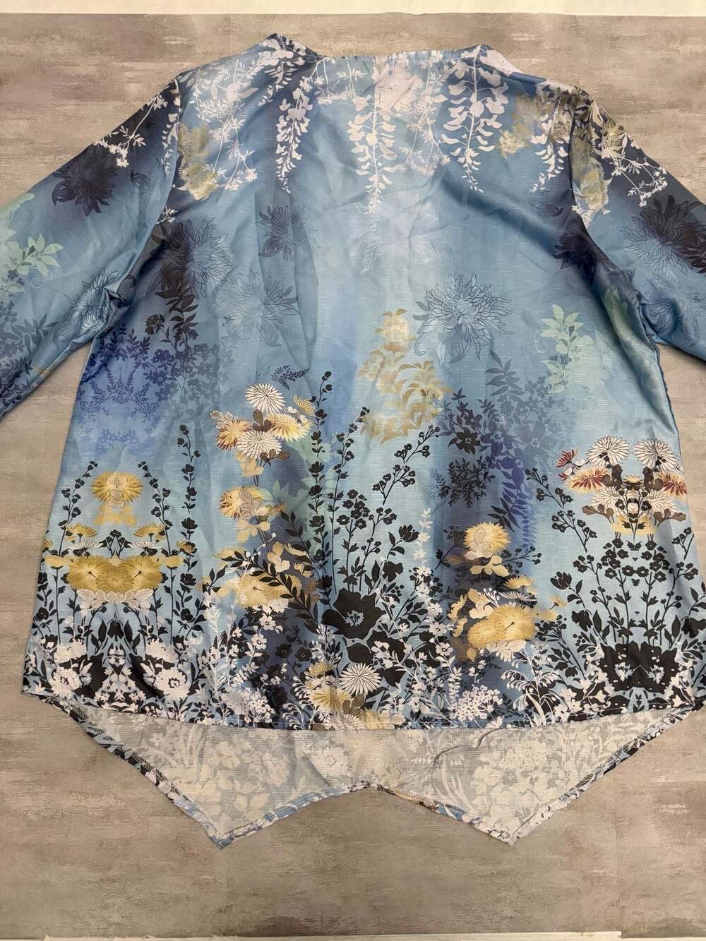 Women's‎ Plus Size 3XL Floral Print Asymmetrical Hem Blue Tunic Blouse - Picture 4 of 5